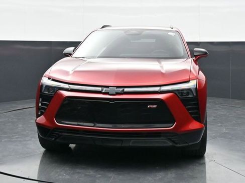 Used 2024 Chevrolet Blazer EV RS AWD/4WD image 2