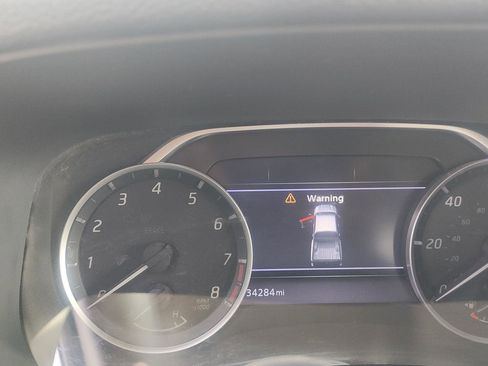 Used 2023 Nissan Frontier SV w/ Technology Package image 40