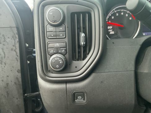 Used 2022 Chevrolet Silverado 1500 Custom Trail Boss w/ Safety Confidence Package image 14