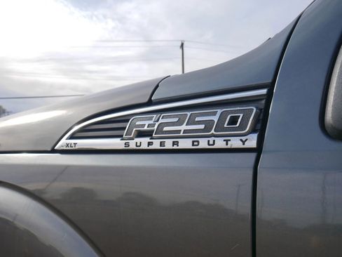 Used 2016 Ford F250 XLT image 11
