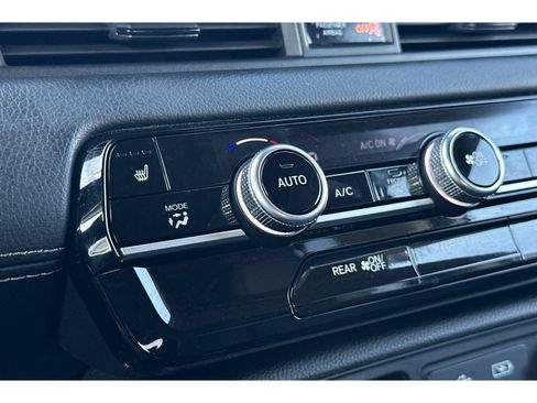 Used 2024 Honda Pilot Touring image 30