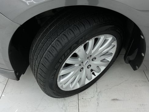 Used 2010 Ford Fusion Hybrid FWD image 46