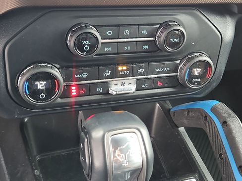 Used 2021 Ford Bronco Outer Banks image 27