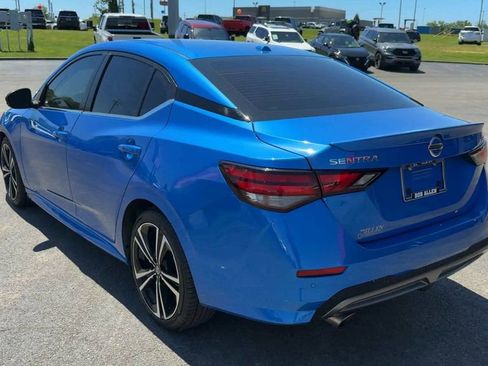 Used 2022 Nissan Sentra SR w/ Trunk Package FWD image 5