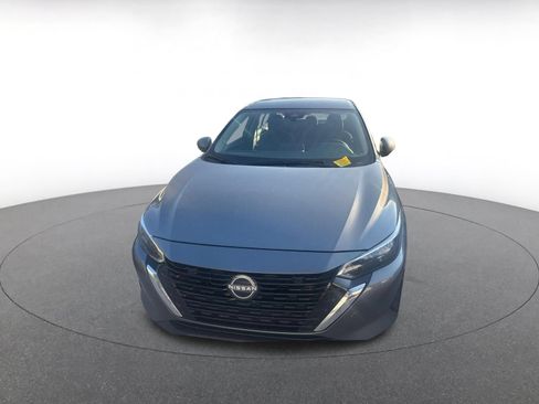 Used 2025 Nissan Sentra SV FWD image 2