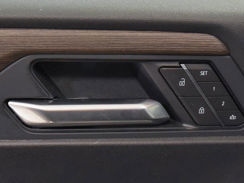 Used 2025 GMC Acadia Denali AWD/4WD image 15