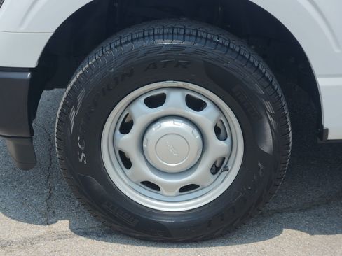 Used 2023 Ford F150 XL w/ FX4 Off-Road Package AWD/4WD image 10