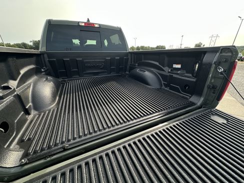 Used 2026 RAM 1500 Laramie AWD/4WD image 14