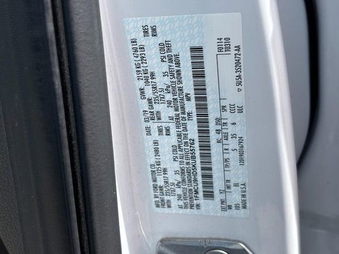 Used 2019 Ford Escape SEL image 24