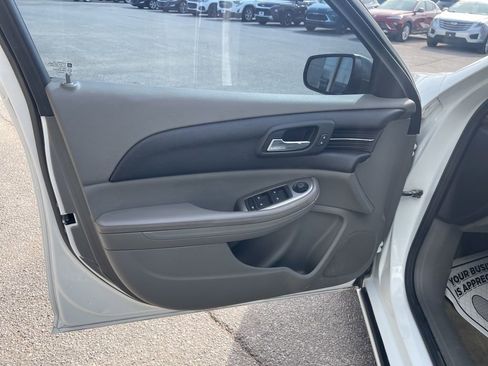 Used 2016 Chevrolet Malibu LS image 19