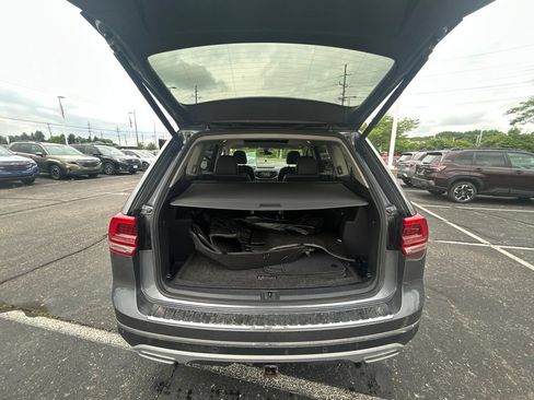 Used 2019 Volkswagen Atlas SEL Premium AWD/4WD image 16