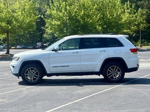 Used 2019 Jeep Grand Cherokee Limited AWD/4WD image 3
