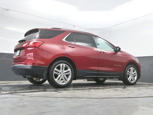 Used 2018 Chevrolet Equinox Premier AWD/4WD image 30