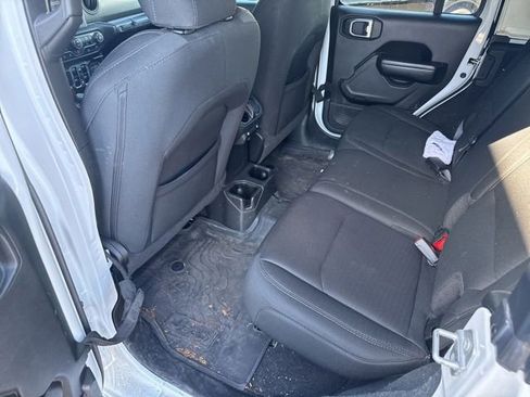 Used 2022 Jeep Wrangler Unlimited Sport image 16