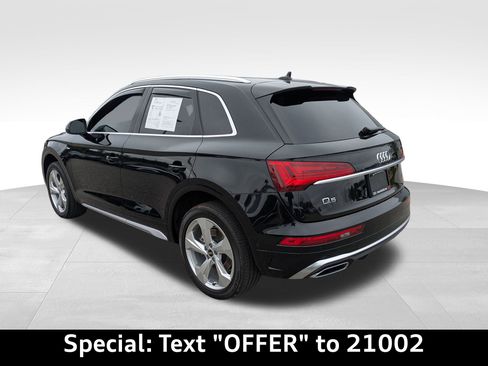 Used 2022 Audi Q5 2.0T Prestige w/ Prestige Package image 6