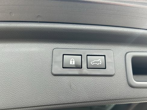 Used 2022 Subaru Forester Limited image 30