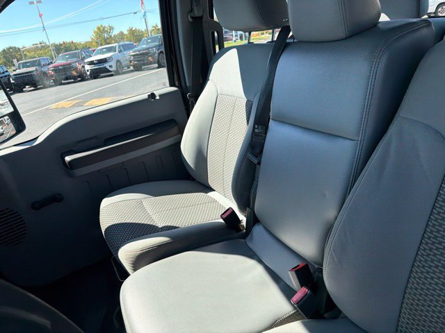 Used 2016 Ford F250 XL w/ XL Appearance Package AWD/4WD image 13