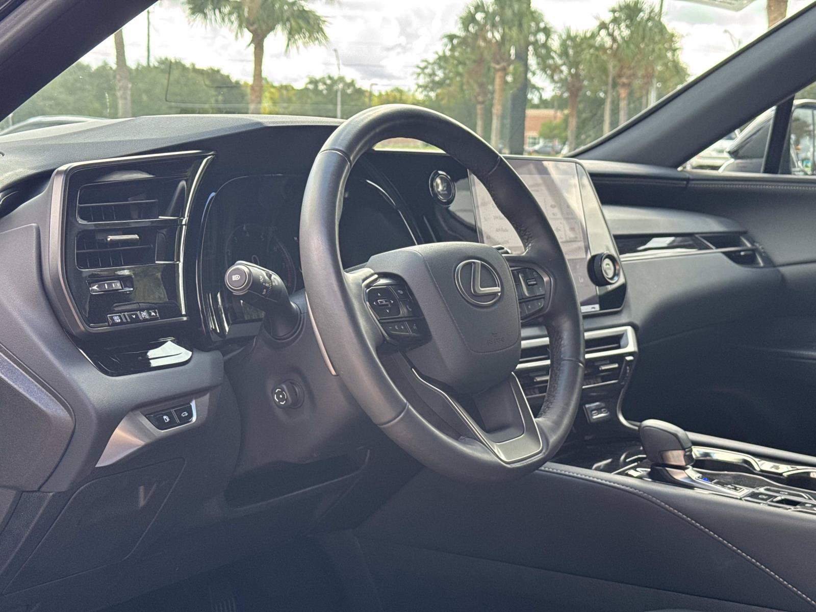 Used 2024 Lexus RX 350 FWD w/ Technology Package image 15