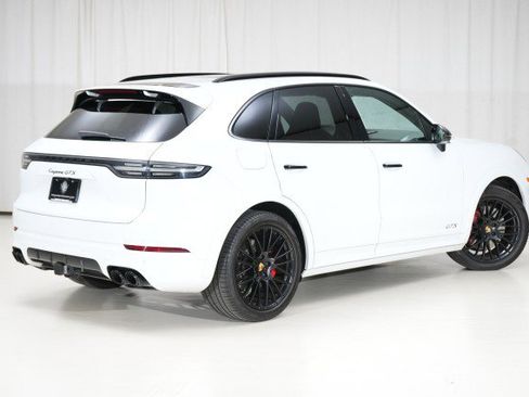 Used 2021 Porsche Cayenne GTS image 15