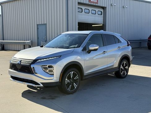 Used 2024 Mitsubishi Eclipse Cross SE image 3