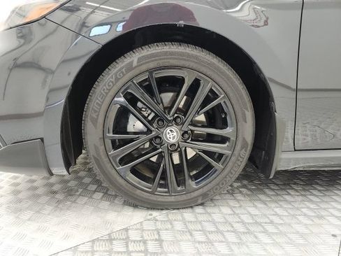 Used 2026 Toyota Camry SE FWD image 16