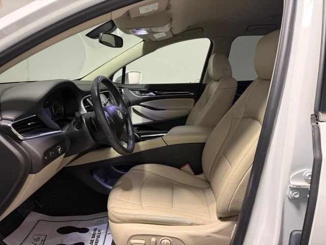 Certified 2019 Buick Enclave Essence w/ LPO, Sport Appearance Package FWD image 13