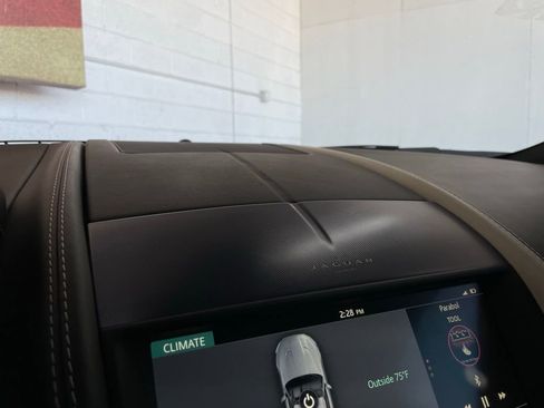 Used 2021 Jaguar F-TYPE Convertible image 51