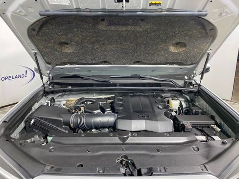 Used 2024 Toyota 4Runner SR5 image 22