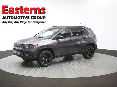 Used 2023 Jeep Compass Trailhawk AWD/4WD image 55