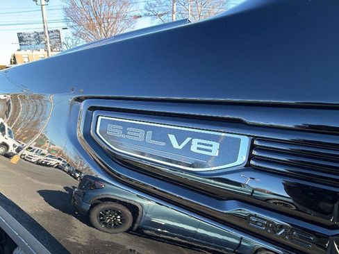 New 2025 GMC Sierra 1500 Elevation w/ LPO, Elevation Black Package image 10