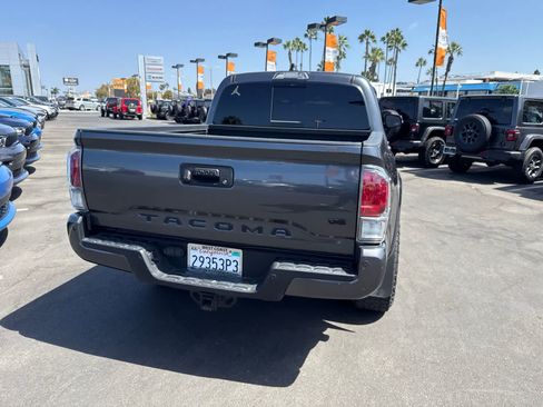 Used 2021 Toyota Tacoma TRD Sport w/ TRD Premium Sport Package RWD image 15