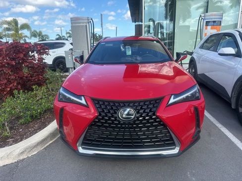 Used 2024 Lexus UX 250h FWD w/ Premium Package image 2