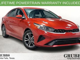 Used 2023 Kia Forte LXS video 1