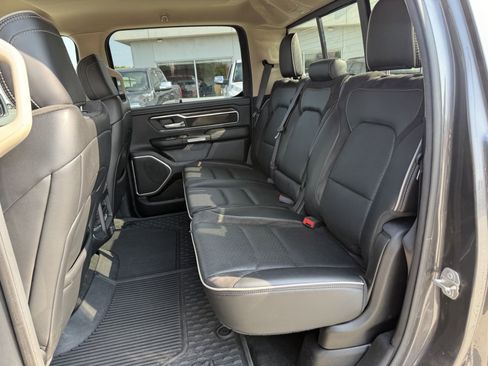 Used 2020 RAM 1500 Laramie AWD/4WD image 12