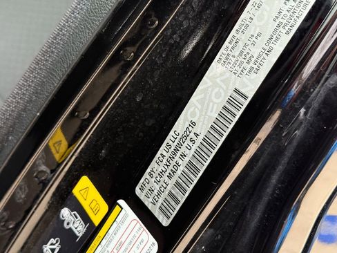 Used 2022 Jeep Wrangler Unlimited Rubicon w/ Cold Weather Group image 12