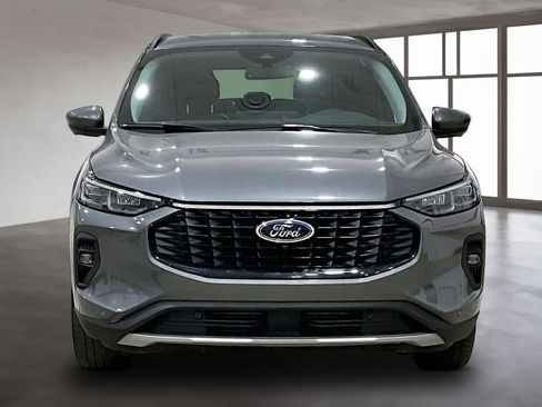 Used 2024 Ford Escape Platinum AWD/4WD image 4