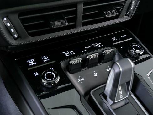 New 2026 Porsche 911 GTS image 18