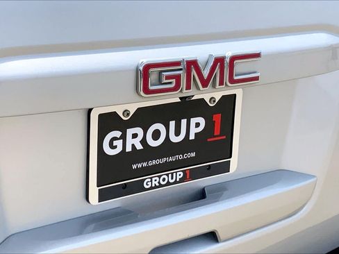 Used 2015 GMC Yukon SLT w/ Open Road Package AWD/4WD image 31