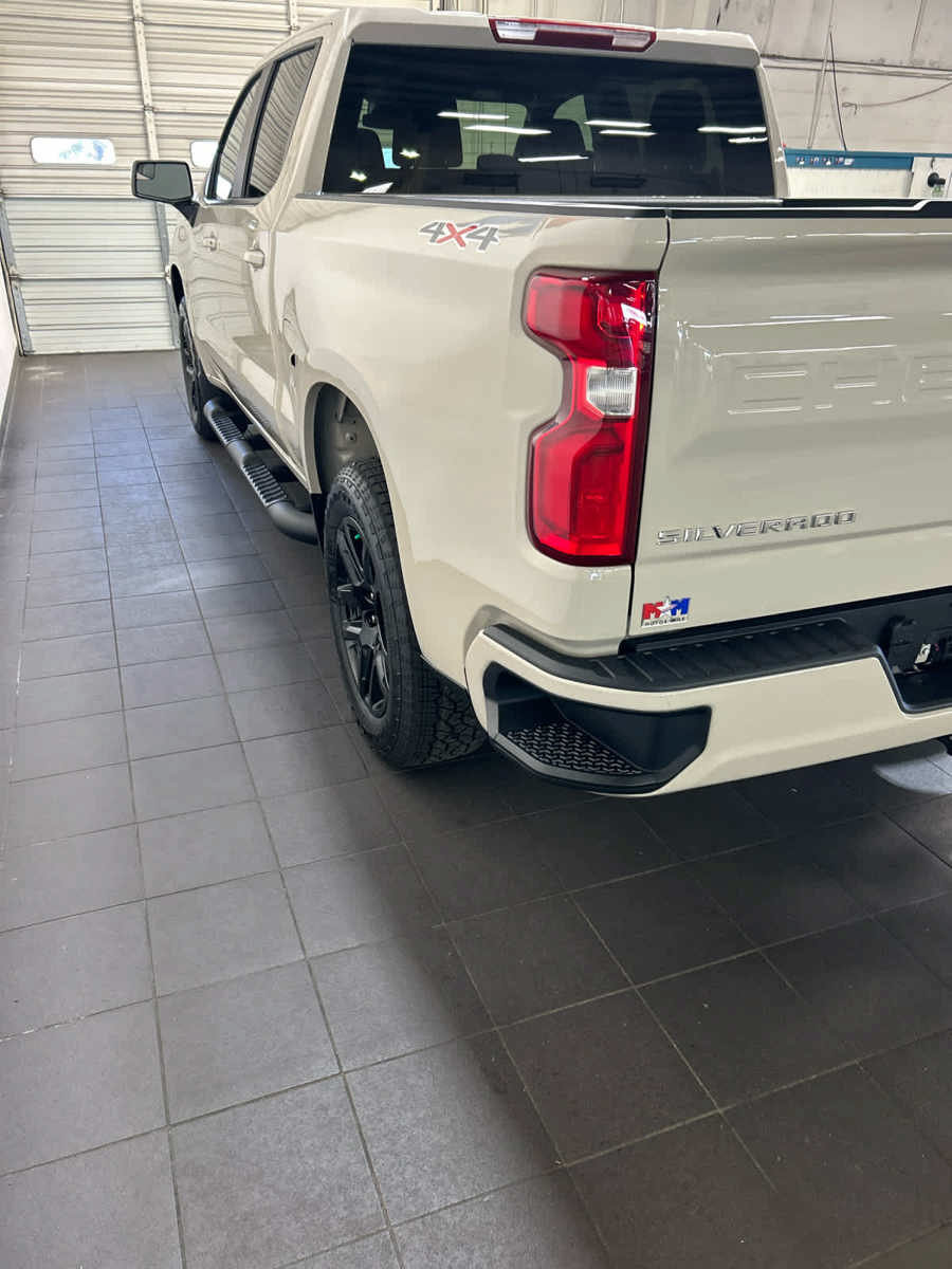 New 2026 Chevrolet Silverado 1500 RST w/ RST Select Package AWD/4WD image 8