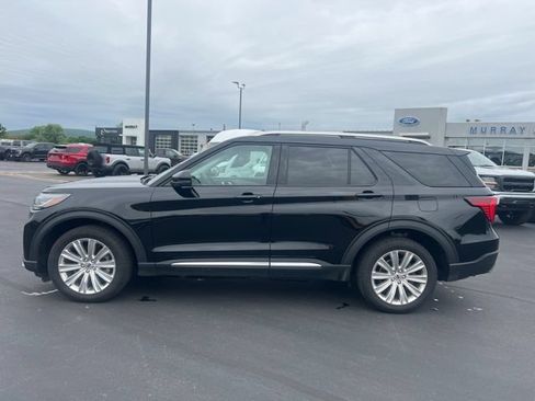 Used 2025 Ford Explorer Platinum w/ LUX Leather Package AWD/4WD image 4