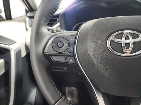Certified 2022 Toyota RAV4 XLE Premium image 30