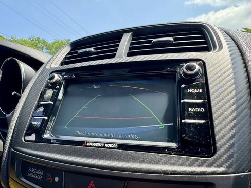 Used 2017 Mitsubishi Outlander Sport LE AWD/4WD image 21