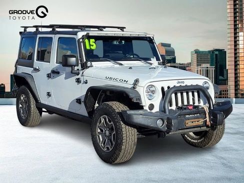 Used 2015 Jeep Wrangler Unlimited Rubicon w/ Connectivity Group image 8