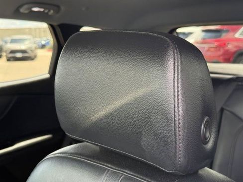 Used 2021 Chevrolet Blazer LT FWD image 21