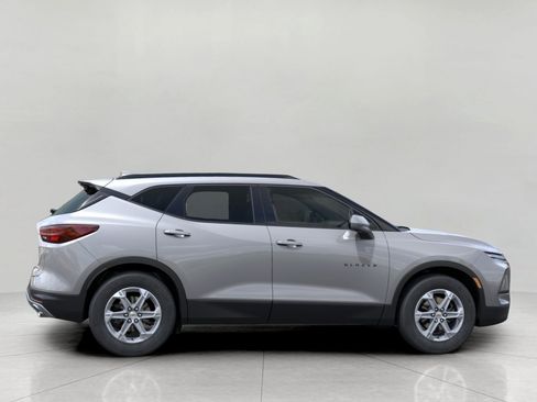 New 2026 Chevrolet Blazer LT w/ Convenience Package AWD/4WD image 5