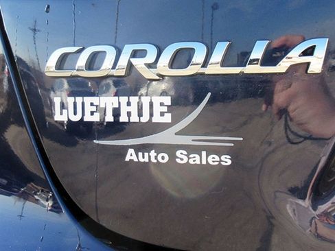 Used 2022 Toyota Corolla LE image 33