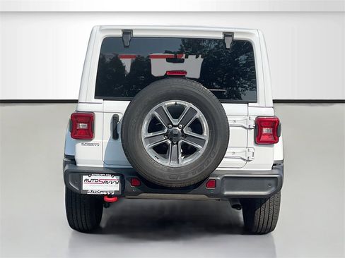 Used 2021 Jeep Wrangler Unlimited Sahara image 6