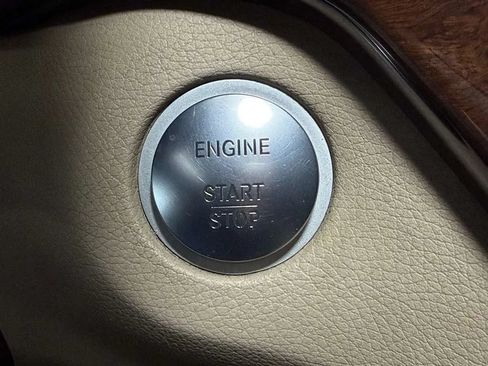 Used 2012 Mercedes-Benz ML 350 BlueTEC 4MATIC image 35