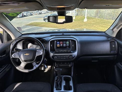 Used 2018 Chevrolet Colorado LT image 25