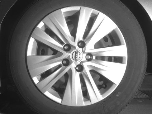 Used 2025 Nissan Sentra S FWD image 14